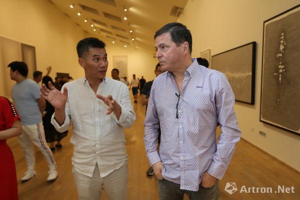 本次展览这九位出生于50-70年代的艺术家,朱一虹,陈九,南溪,桑火尧