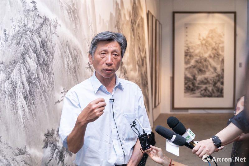 的确,正如范迪安所言, 山水画自然要反映自然山水,及如何表现,画家