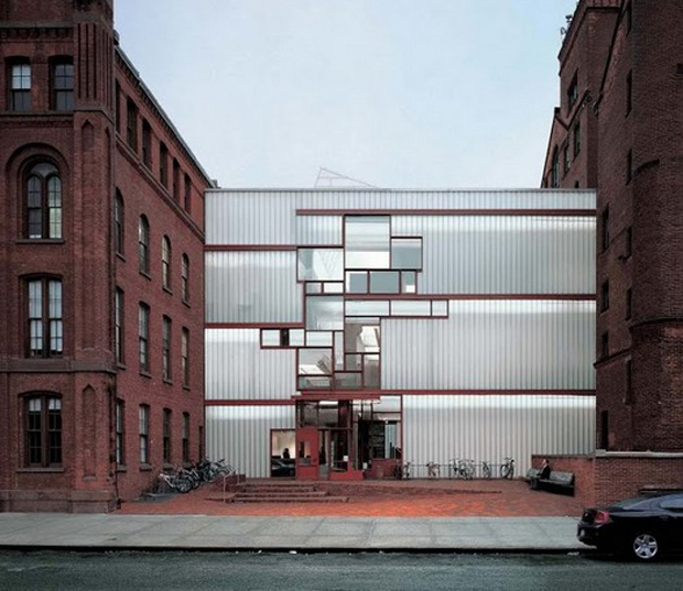 美国建筑师斯蒂文-霍尔荣获2012年美国建筑师学会金奖