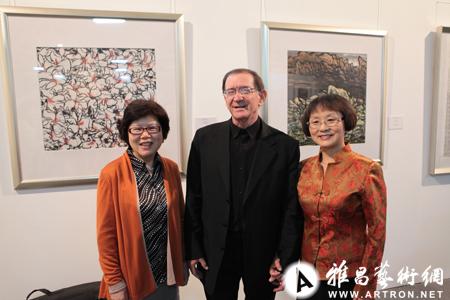 张雷平出席乌克兰基辅"好艺术—上海女艺术家作品展"