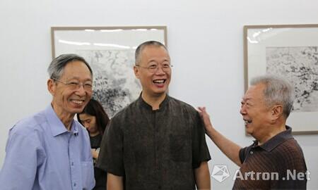 【动态】南通籍名家系列展—无锡广电掌门人严克勤作品展开幕