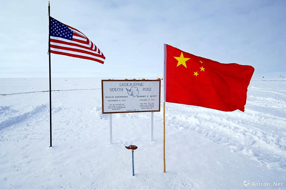 05 12 28 在南极点看到了中美两国的国旗 王石作品在线展厅 王石官方网站