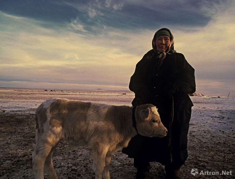 宝音作品：2000年12月，呼伦贝尔鄂温克旗老人《雪域情深》