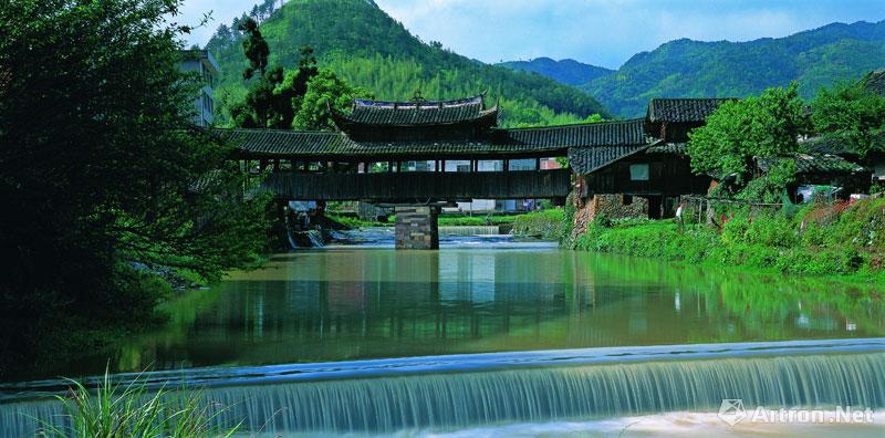 吴卫平作品：029 永庆桥，浙江省泰顺县，始建于清嘉庆二年（1797年）。