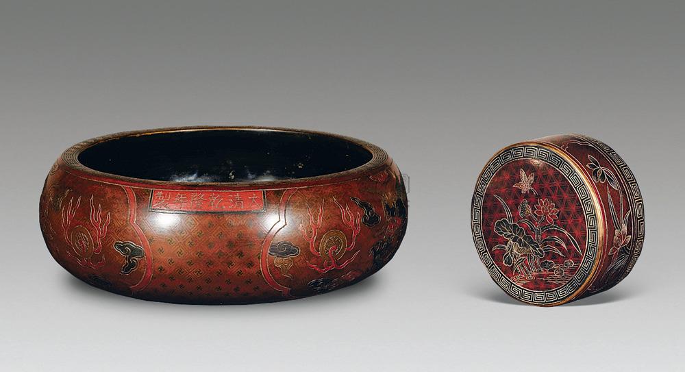 0519 清 大漆龙纹水洗 大漆荷花纹印泥盒 (二件)