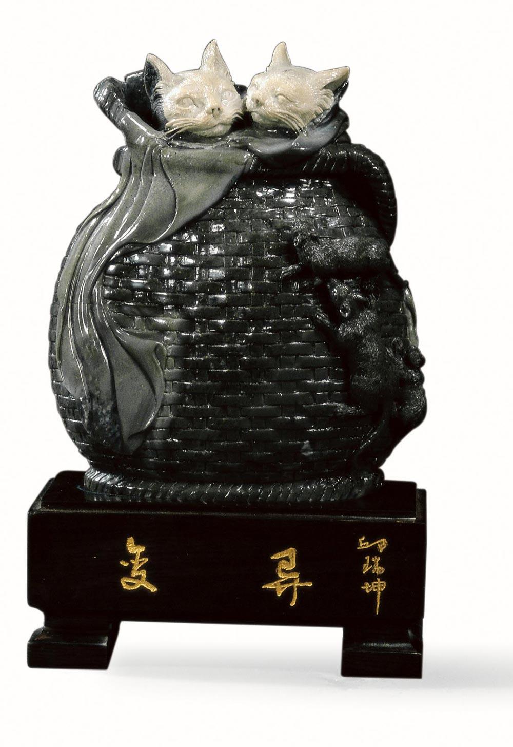1442 寿山山秀圆石雕猫打盹