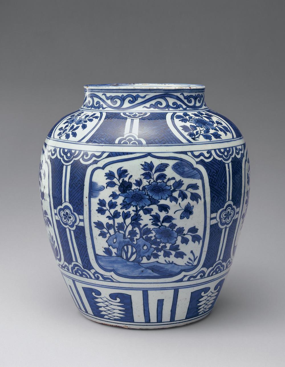 【明万历 青花花卉纹大罐】拍卖品_图片_价格_鉴赏_明代青花瓷器_雅昌