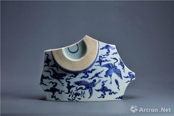 《瓷片故事系列之五》  黄焕义 57x19x38cm 2016年 瓷质