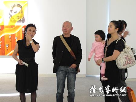 “割裂”胡蓉个展时代美术馆开幕