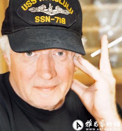 美国当代艺术批评家戴夫·希基和他的书