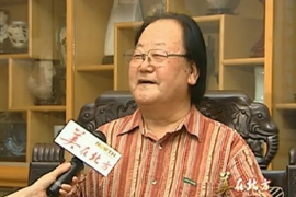 赵华胜接受《美在北方》栏目组采访