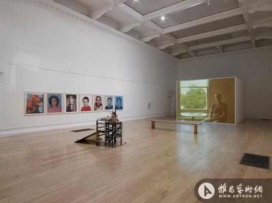 Uri Aran个展日前在伦敦开幕