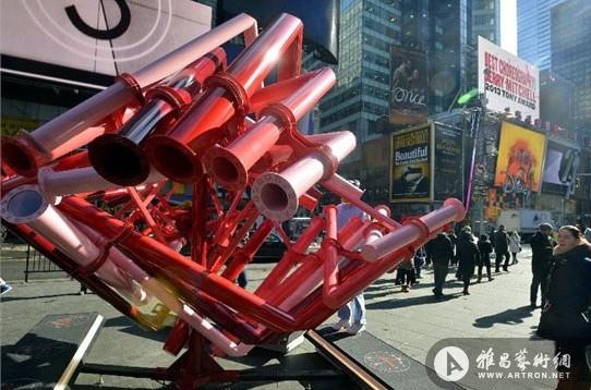 纽约时报广场创意十二星座雕塑迎接情人节