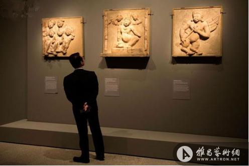 纽约举办首场东南亚古国印度佛教艺术展