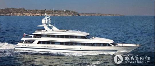 英艺术家25年创作逼真豪华游艇画