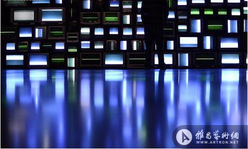 亚巴托当代美术馆举办苏珊·席勒作品展