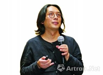 书籍设计师朱赢椿：为有生命的书当裁缝