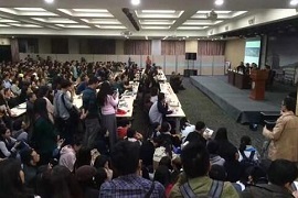 【雅昌讲堂】“多面”曾梵志：“早熟的单纯”（下）
